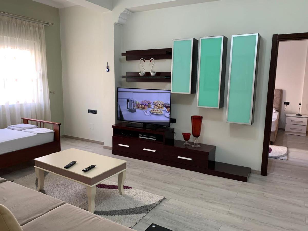 Dadaj Apartments Sarande Exterior photo