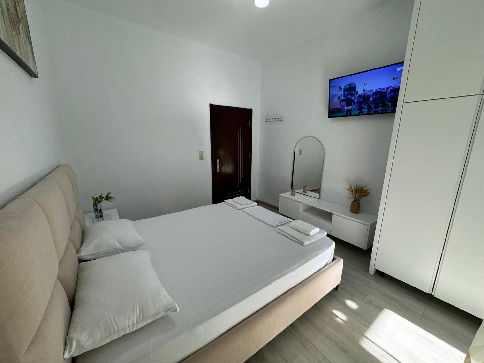 Dadaj Apartments Sarande Exterior photo