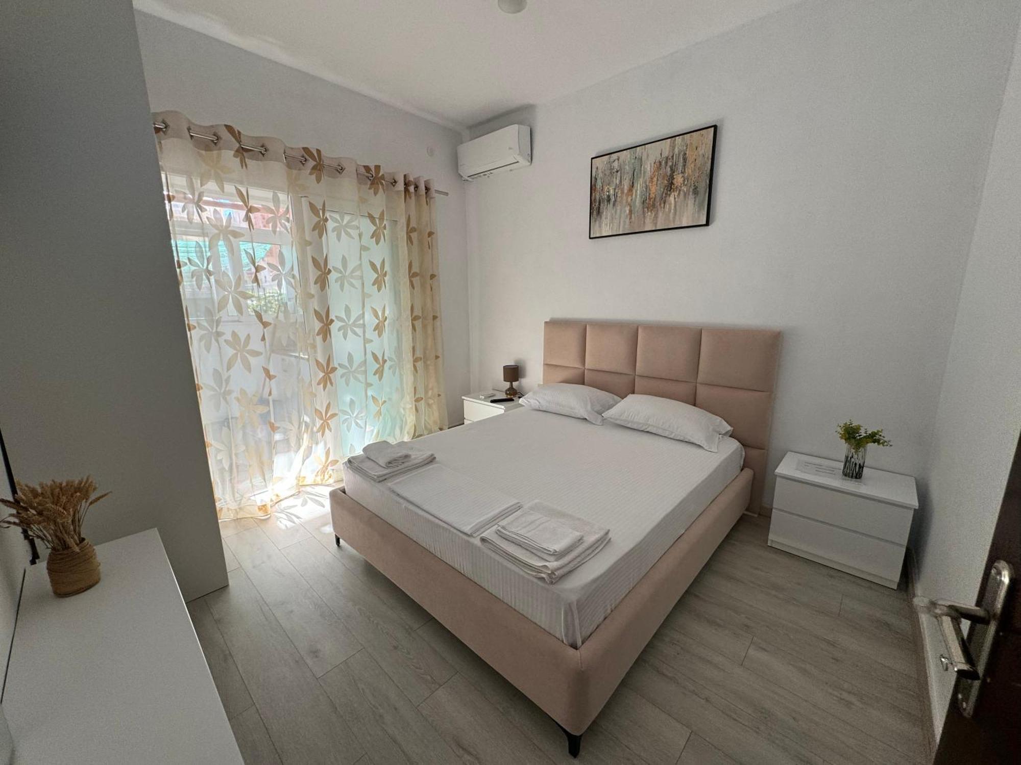Dadaj Apartments Sarande Exterior photo