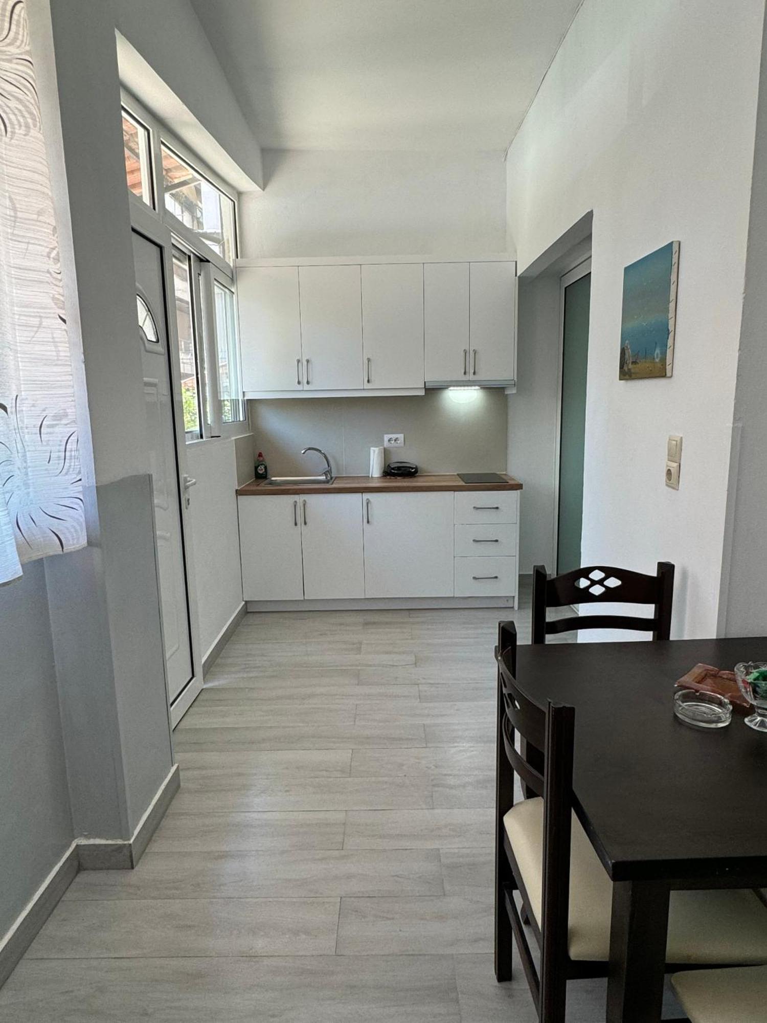 Dadaj Apartments Sarande Exterior photo